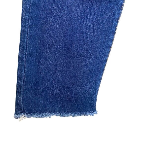 Levi’s Girls High Rise Straight Leg Jeans - Picture 6 of 14